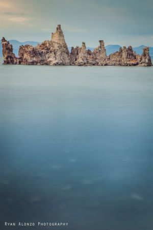 Mono lake tufas.jpg